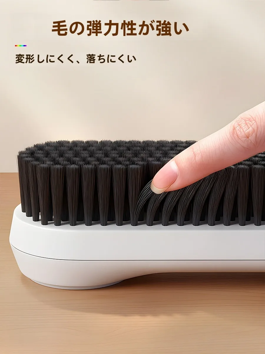 かかと スクラブ おすすめ：柔らかい毛の靴ブラシで足の角質を効果的にケア