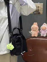 多機能キャンプ用リュックサック【女性用・斜めがけ・軽量・水筒収納・スマホポケット】