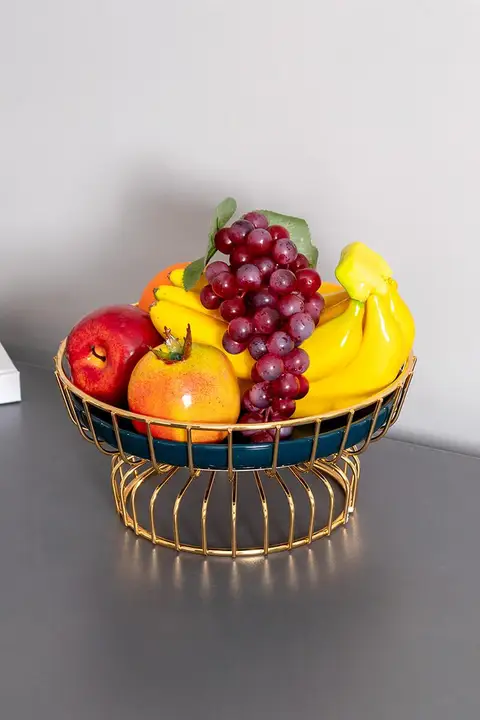 陶器製のシンプルなフルーツプレート【スタイリッシュなデザイン・お菓子や果物用】