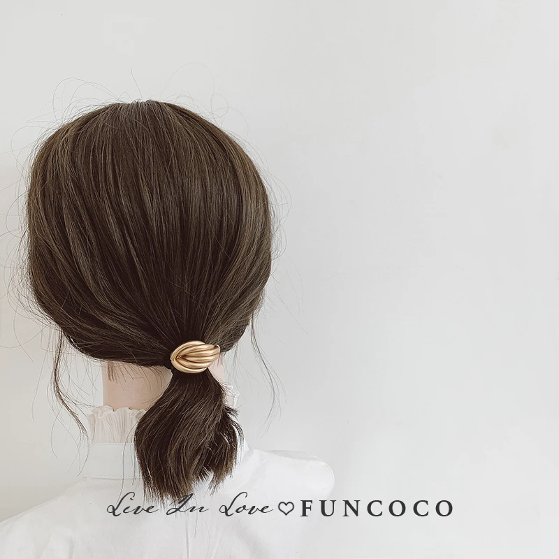 かぎ針編みヘアゴムをどう選ぶ？初心者でも簡単な作り方とおしゃれな使い方を解説