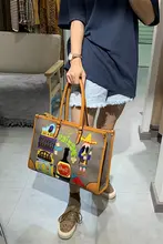 大容量キャンバストートバッグ【刺繍デザイン・ショルダーバッグ・斜め掛け対応】