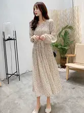 フラワープリントのレディースロングドレス【ウエストシェイプ・シフォン・春秋向け】（セットアップ対応）