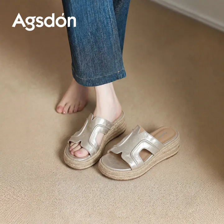 厚底デザインの女性用サンダル【夏用・快適・スタイリッシュ】