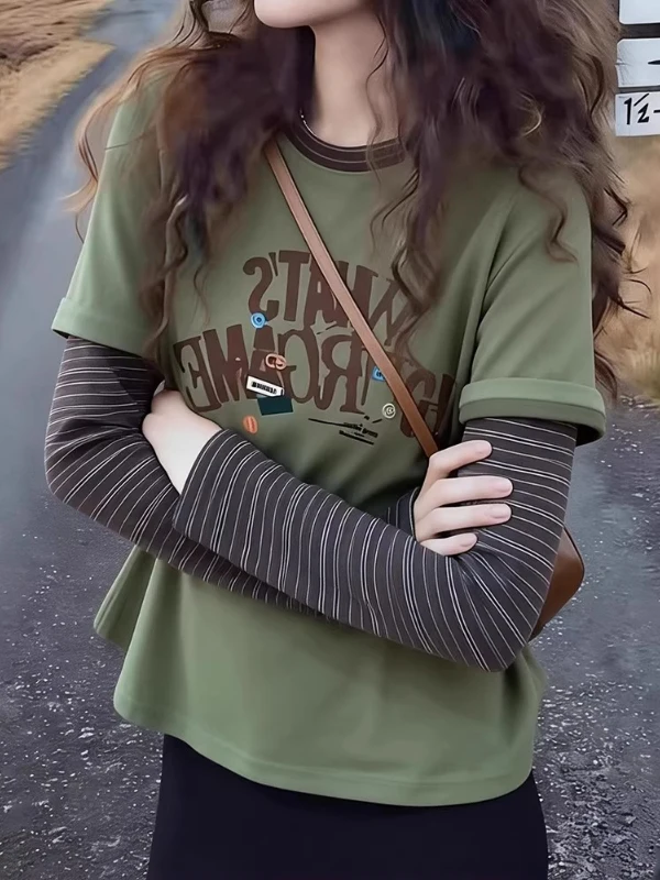 ロンティー重ね着は通勤でも夏でも使える？李柒七のバイカラー長袖Tシャツが解決するリアルな着こなしの悩み