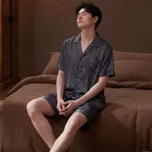 涼感のあるアイスシルク製メンズパジャマ【夏用・半袖・ショートパンツ・快適なホームウェア】（セットアップ対応）