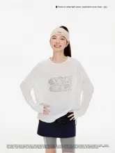 軽量で通気性抜群なサマーUVカット長袖Tシャツ【女性用・ヨガ・運動用】