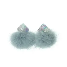 MiraFlora 冬用ファー付き本物の花のイヤリング【純銀製・痛みのない耳クリップ・暖かいボール】