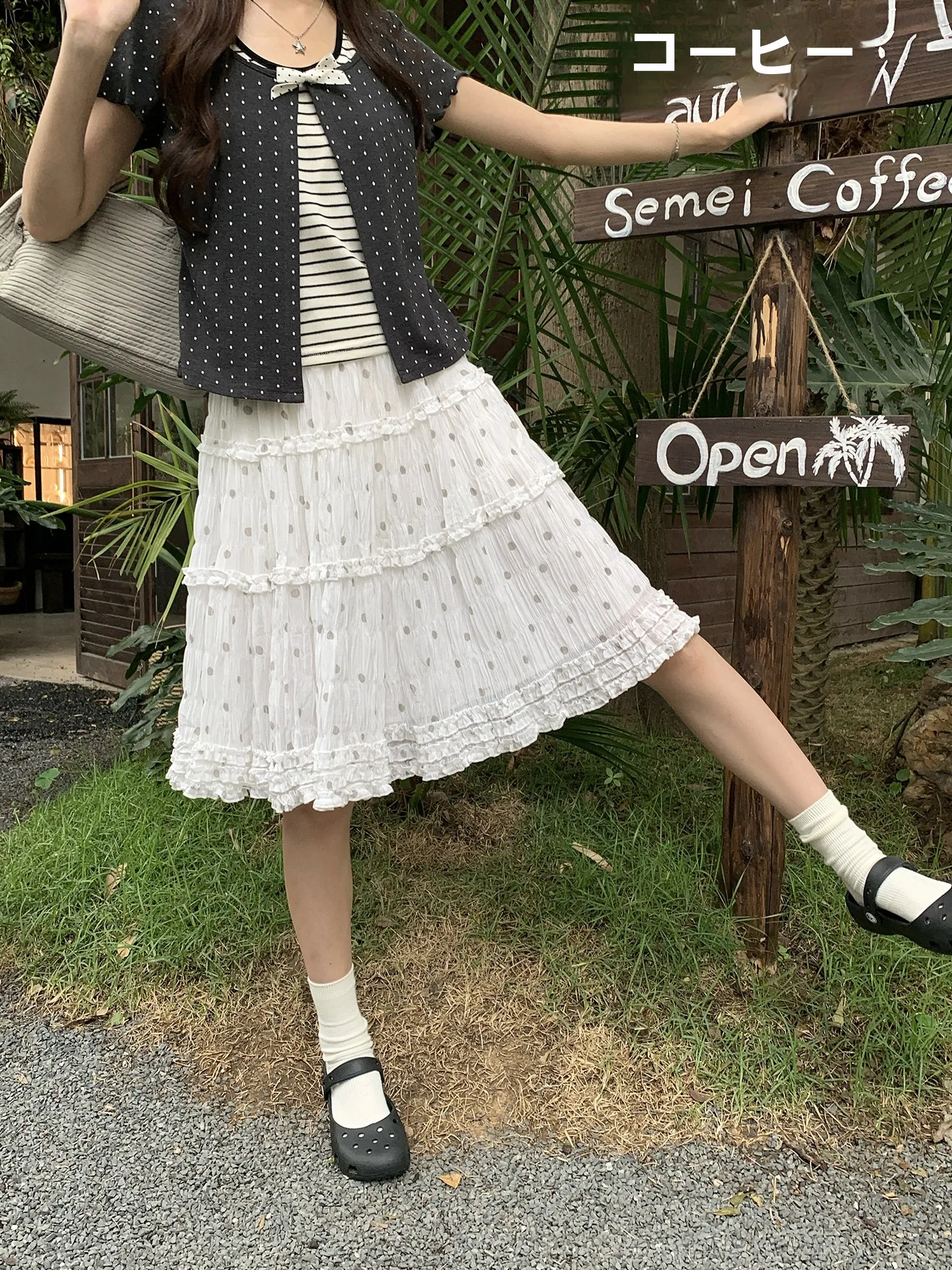 夏のドットスカートをどう選ぶ？華やかさと涼しさのバランスを取るための実践的アドバイス