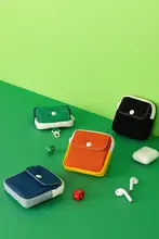 ミニ収納ポーチ【イヤホン・小銭・化粧品・鍵・リップ付き・便利なマルチポーチ】