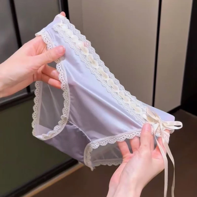 フレンチリボンデザインのレース低腰女性用パンティ【高級サテン・透湿・三角型】