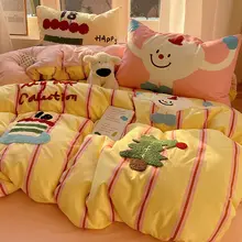 かわいいデザイン！水洗い可能なコットンタオルと刺繍入りベッド用品【ベッドカバー・シングル用・女性向け】【セットアップ対応】