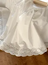 フランス風 デザインベッドスカート【白・レース・刺繍入り・コットン100%】