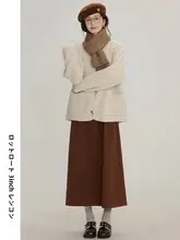 牛角ボタン付きVネックカーディガン【秋用・柔らかなニット】
