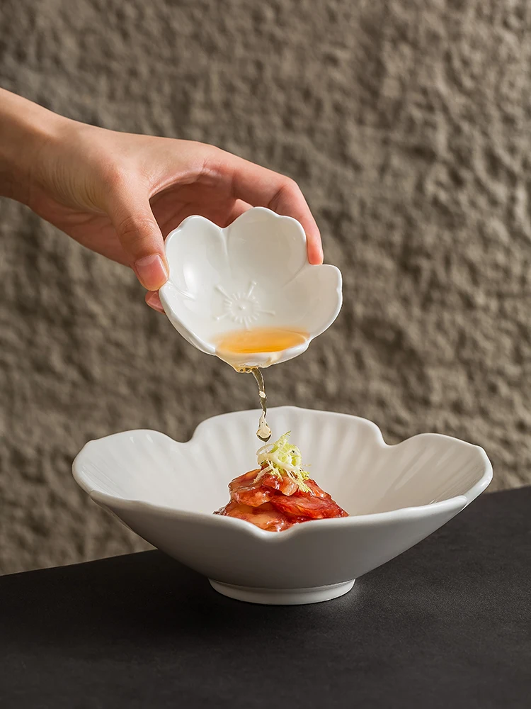 日本式陶器小皿：高品質な創意調味料皿で食卓を彩る