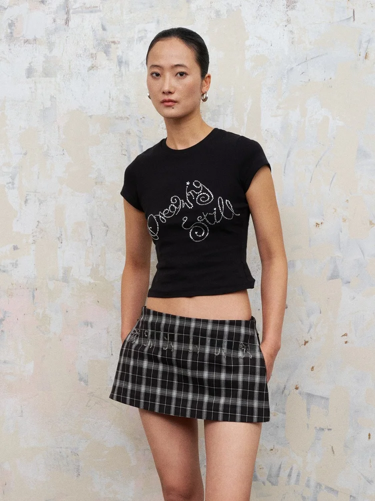 通勤の疲れを癒す、ラウンドネックTシャツの選び方って？