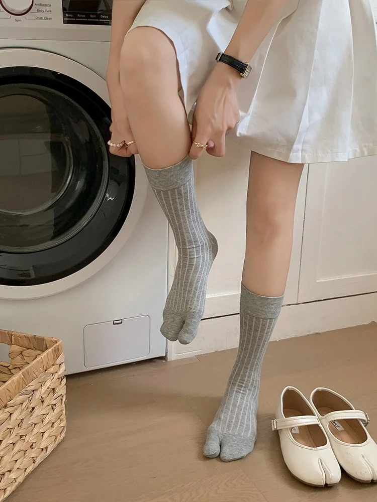足むちむちの原因や対策を知りたい！4つのアイテムで自宅でケアできる実践法とは？
