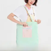 シンプルなロゴデザインのショルダーバッグ【カジュアルスタイル・デイリーユース】