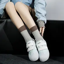 春季用 薄青色フラットシューズ【マジックテープ・ラウンドトゥ・厚底・女性用】