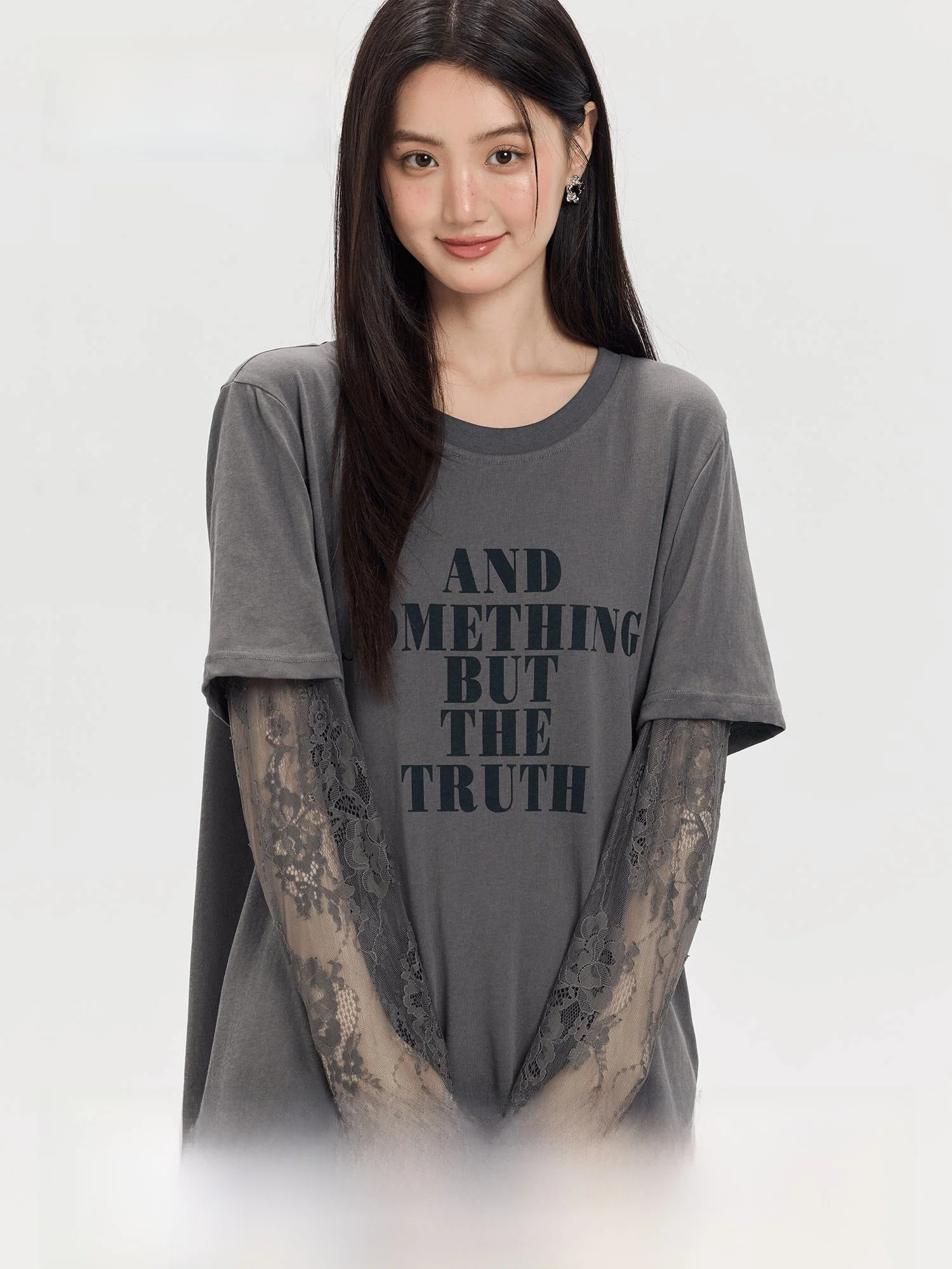通勤の夏、Tシャツの下に着る長袖はどんなものにしよう？
