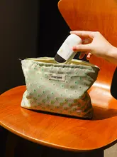 大容量化粧ポーチ【口紅・化粧品収納・ポータブル洗面用】