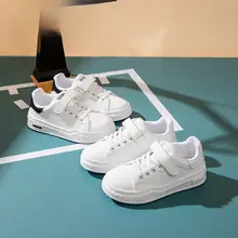 スズメバチ 子供靴白靴 2025 秋