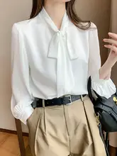 リボン付きホワイトシャツ【長袖・ゆったりシルエット・シフォン素材】