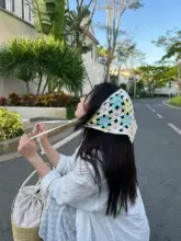 可愛いフラワーレース編みニットヘアバンド【春夏向け・トライアングルバンダナ】