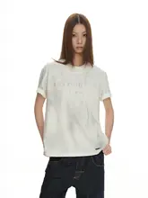 ヴィンテージ風ダブルレイヤーカラーデザインのショートスリーブTシャツ【女性用・アメリカンカジュアル・フィット】