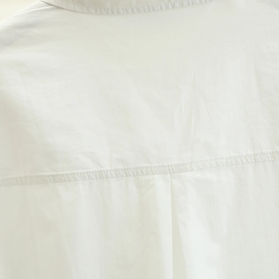 オフィスカジュアルの悩みを解決するtシャツは、どんなもの？