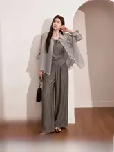 快適な夏に最適！軽やかな紫外線対策シャツとストレートパンツのコーディネート（セットアップ対応）