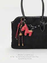 バッグチャーム レディース レザー 馬モチーフ ヴィンテージ おしゃれ 金運アップ プレゼント ギフト