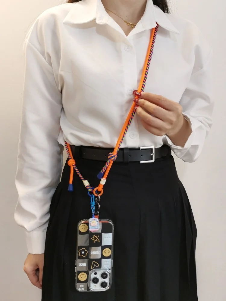 アウトドア用に最適な多機能電話ストラップ：珍格の編み込みデザインが持ち歩きに最適