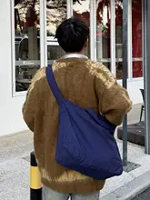 軽量トートバッグ【男女兼用・大容量・ショルダーバッグ・カジュアルデザイン】