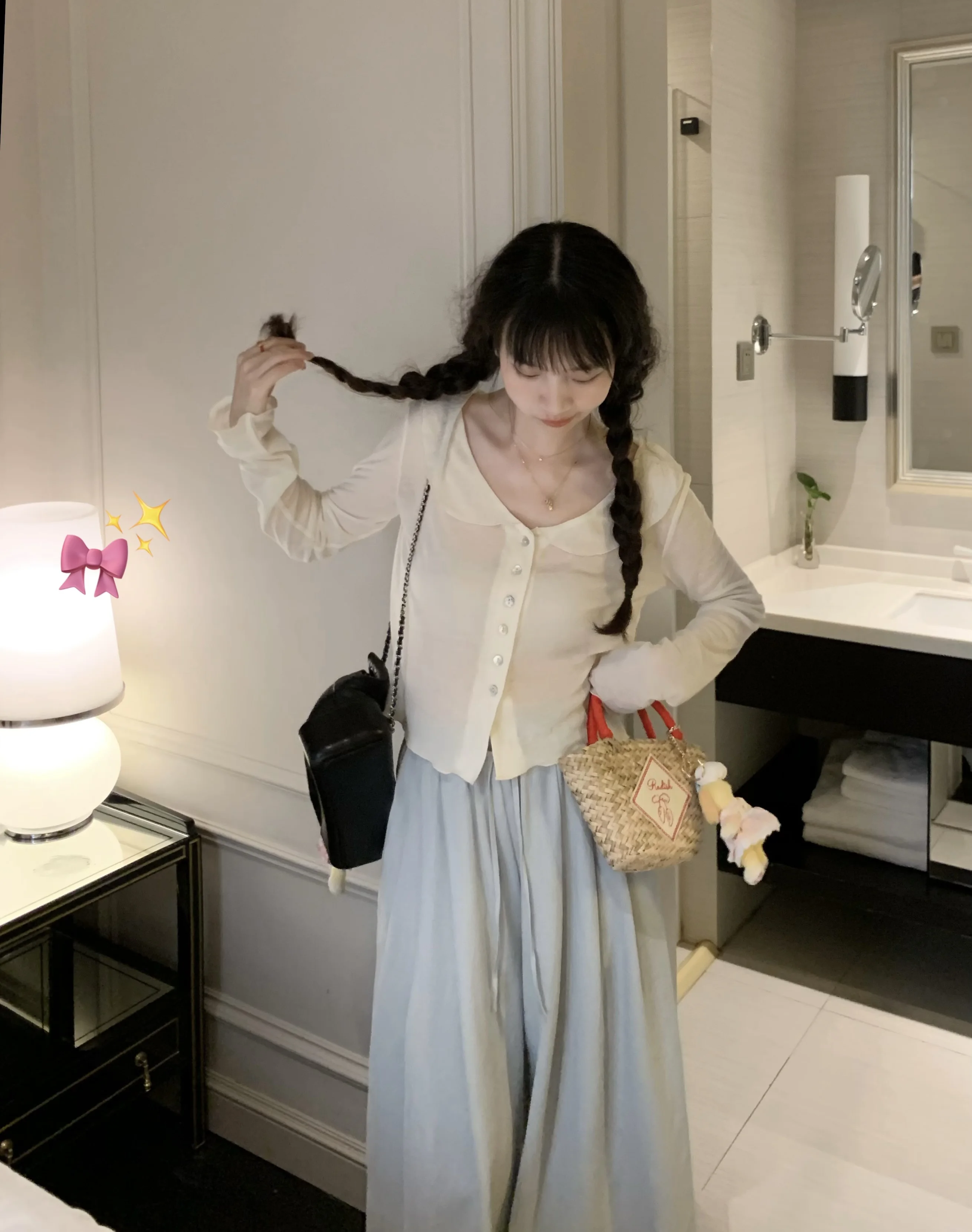 リネンワイドパンツをどう選ぶ？感ある湖色のロングワイドパンツが、夏の日常を救う理由