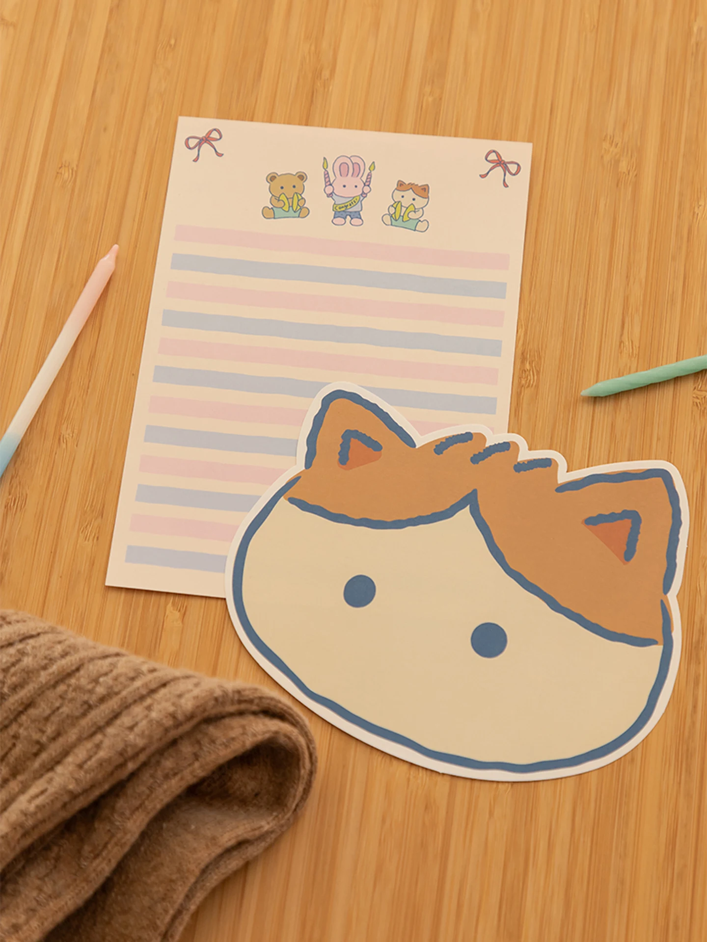 A3サイズ封筒とA4サイズ封筒の違いは？手書きのメッセージにぴったりな「カートンデザインの便箋と封筒セット」がおすすめ