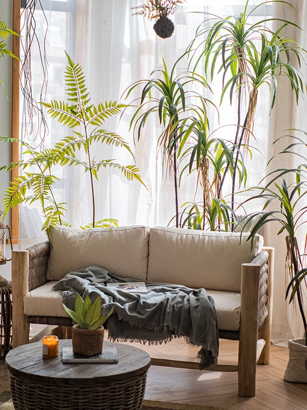 北欧風 大型人工観葉植物 モンステラ・バナナの木は部屋に設置する際の空気浄化効果と空間デザインにどう貢献するか