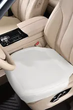 夏用本革製 通気性抜群な薄型車用シートクッション