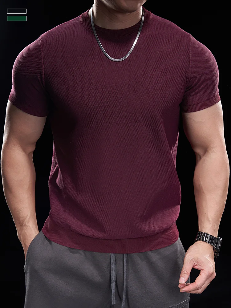 ストリートファッションの本質とは？Tシャツで学ぶリアルな着こなし