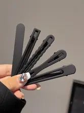 黒色マット金属のヘアクリップ【シンプルデザイン・前髪用・ダックビルクリップ】