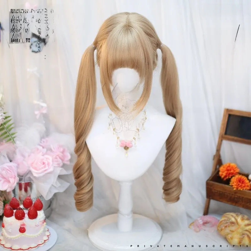 ロリータ風ツインテールウィッグ：かわいらしいデザインでフルカバーを実現