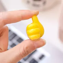 データケーブル 固定クリップ ユーザー 使用シーン 強力接着 可愛い 穴あけ不要