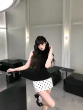 白ドット柄のAラインスカート【ビンテージスタイル・カジュアル・夏用】
