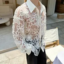 軽やかな透け感の長袖シャツ【刺繍デザイン・フィット・防晒機能】
