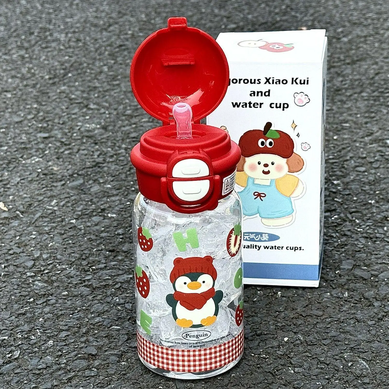 コップ付き水筒 子供 おすすめモデル：かわいいペンギンデザイン プラスチックカップ
