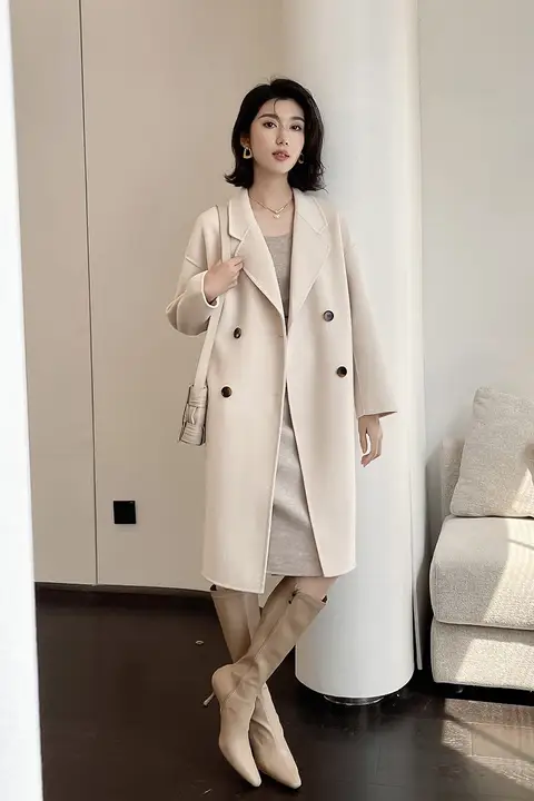 クラシックなコクーンシルエットのダブルフェイスウールコート【中丈・女性用・小柄向け】