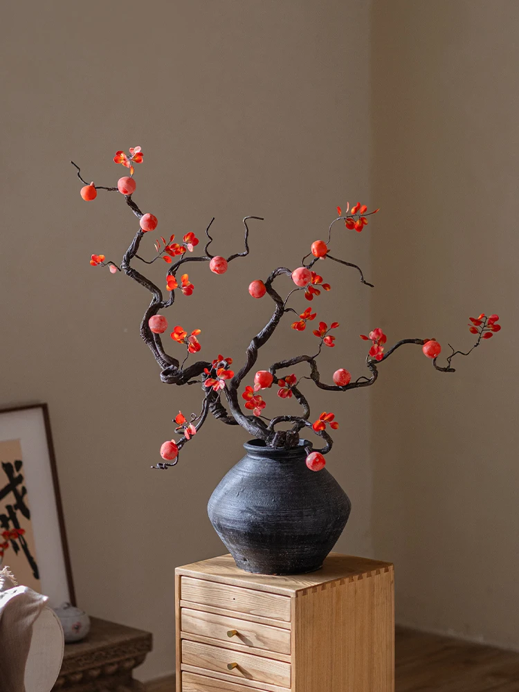 枯れ枝カキのフェイクフラワー：中古風インテリアに最適なリアルな造花の使い方