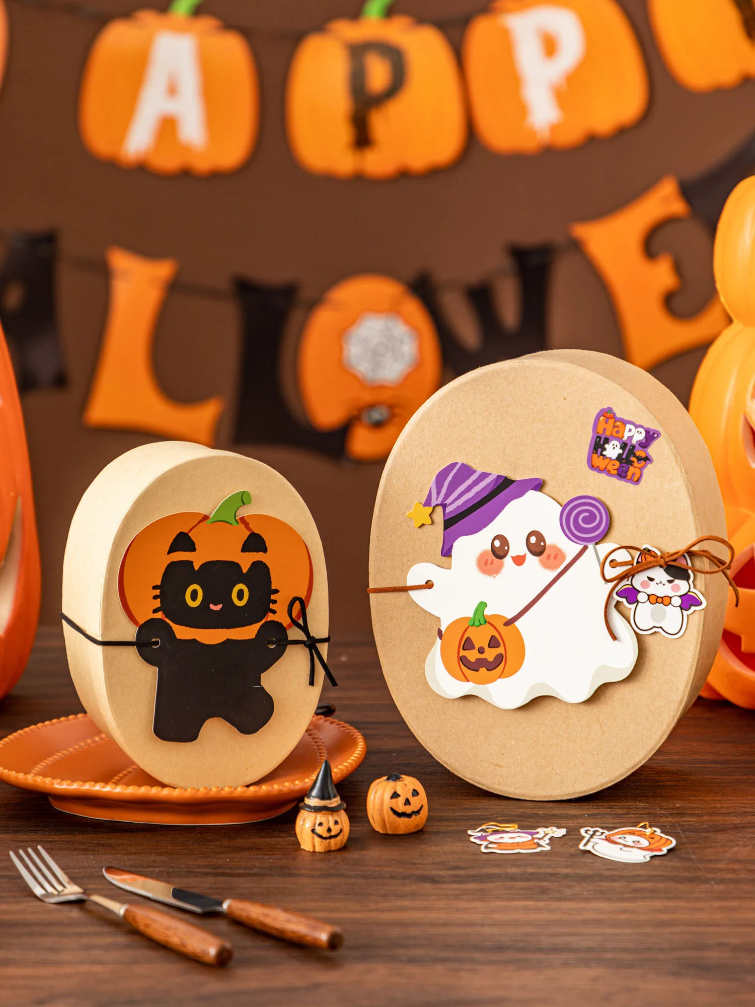ハロウィン2026に何を贈ればいい？牛革製のクッキー＆キャンディボックスがおすすめの理由とは