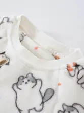 猫デザインのラウンドネック長袖パジャマ【秋冬用・フランネル・極上の柔らかさ・カーディガンタイプ】