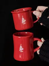 クリスマスギフトにぴったりなセラミックマグカップ【レッド・エナメル風デザイン】