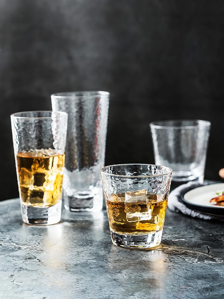 キッチンをスッキリ整理！収納グッズおすすめ　デザインガラスカップの選び方完全ガイド